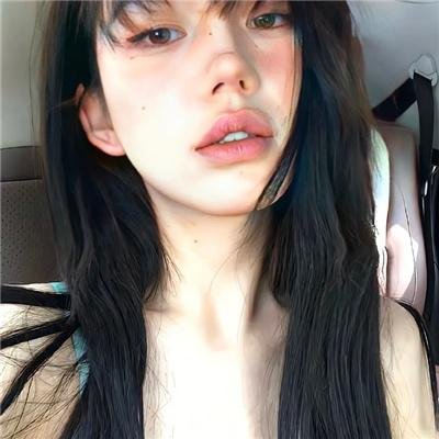 玛丽莲有深黑之眸