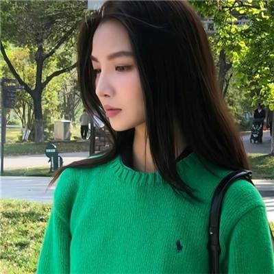 蓝色眼影